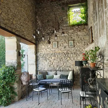 Сasa de vacaciones Dans Mas De Campagne Pres D'uzes *